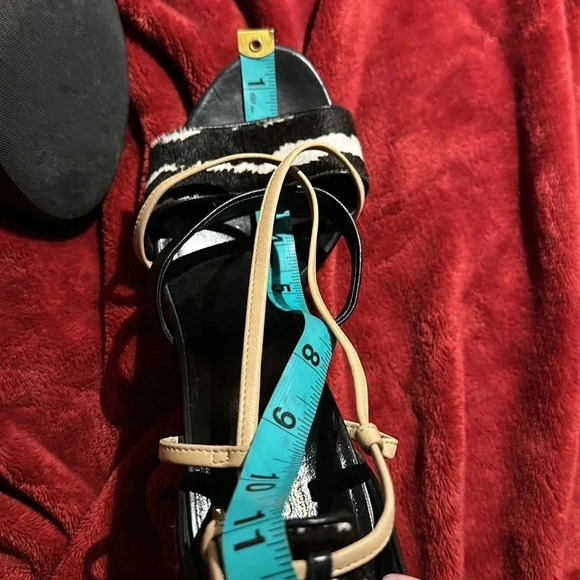 Gucci Pony hair printed stilettos  heels sandals Sz 10 - Picture 8 of 17